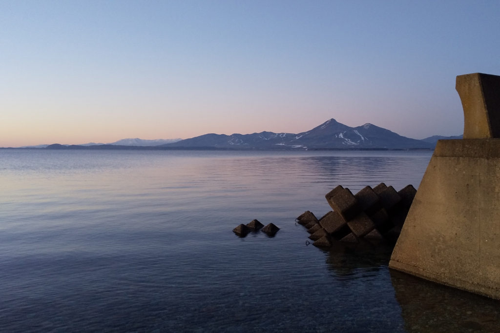 猪苗代湖の夕景
